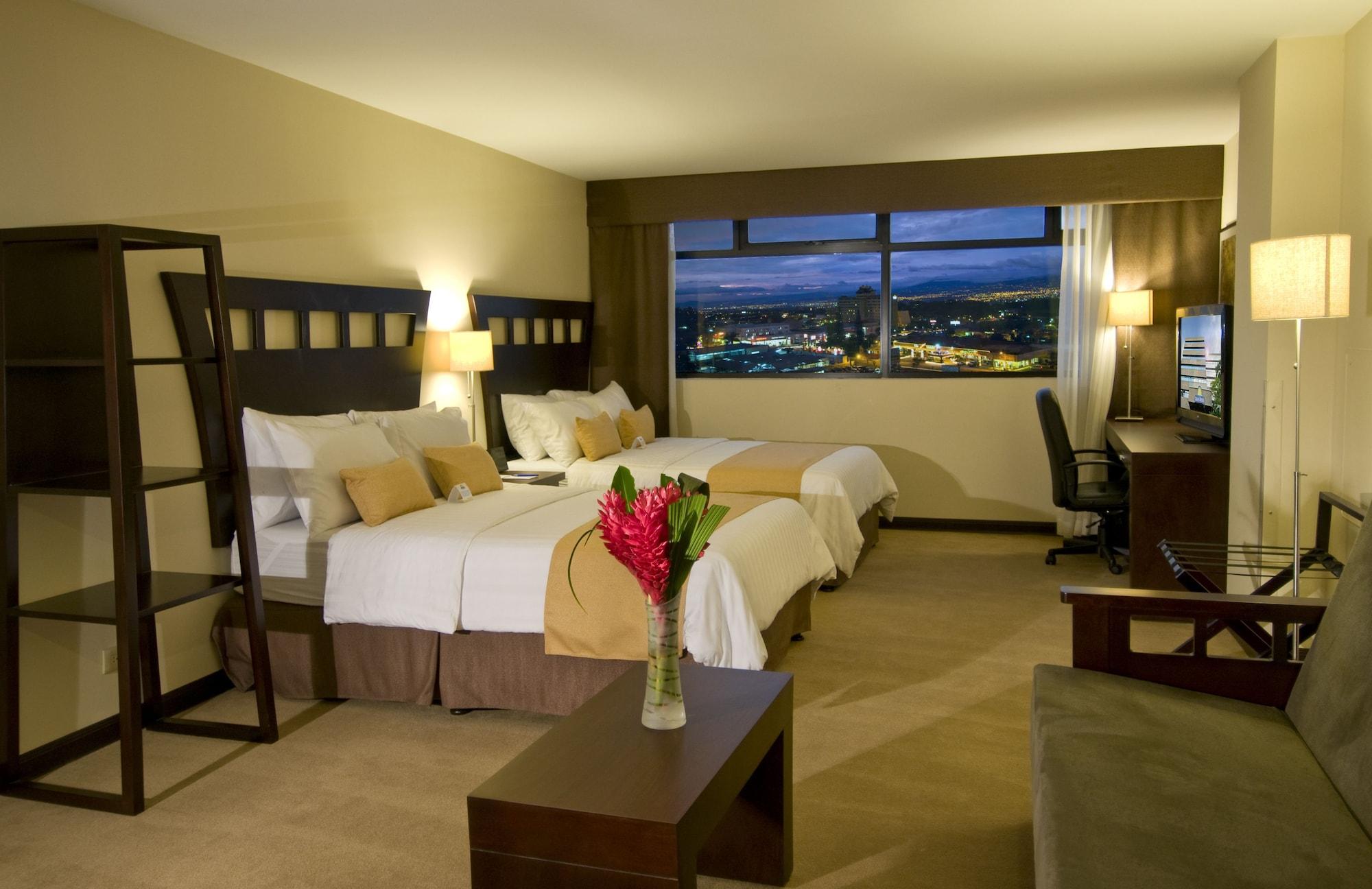 Hotel Tryp By Wyndham San Jose Sabana Extérieur photo