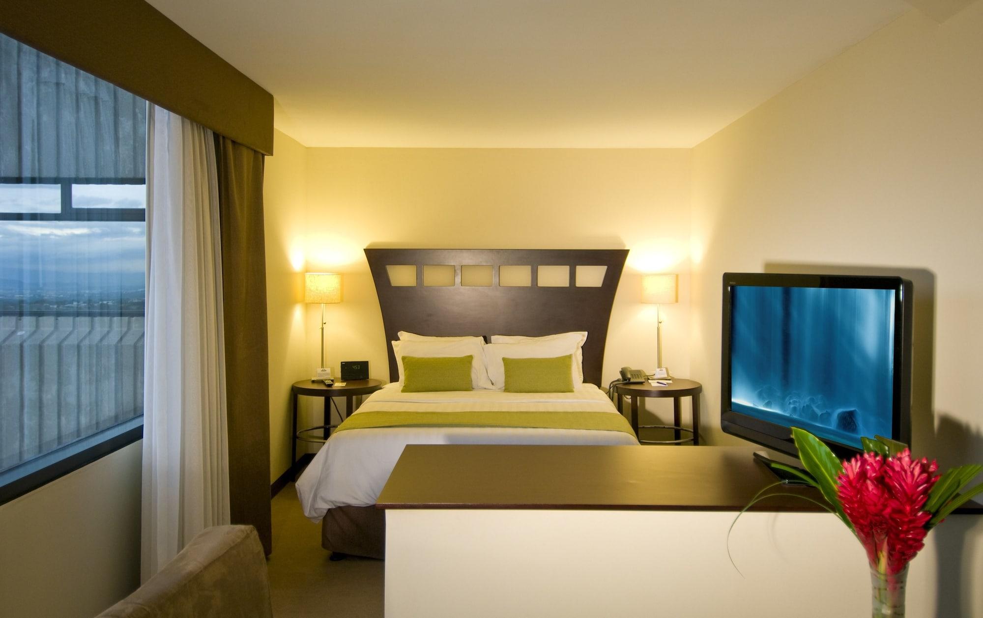 Hotel Tryp By Wyndham San Jose Sabana Extérieur photo