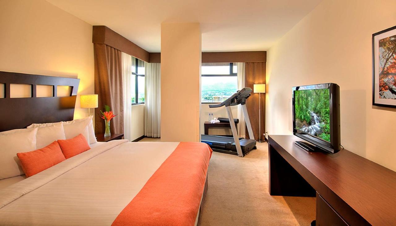 Hotel Tryp By Wyndham San Jose Sabana Extérieur photo