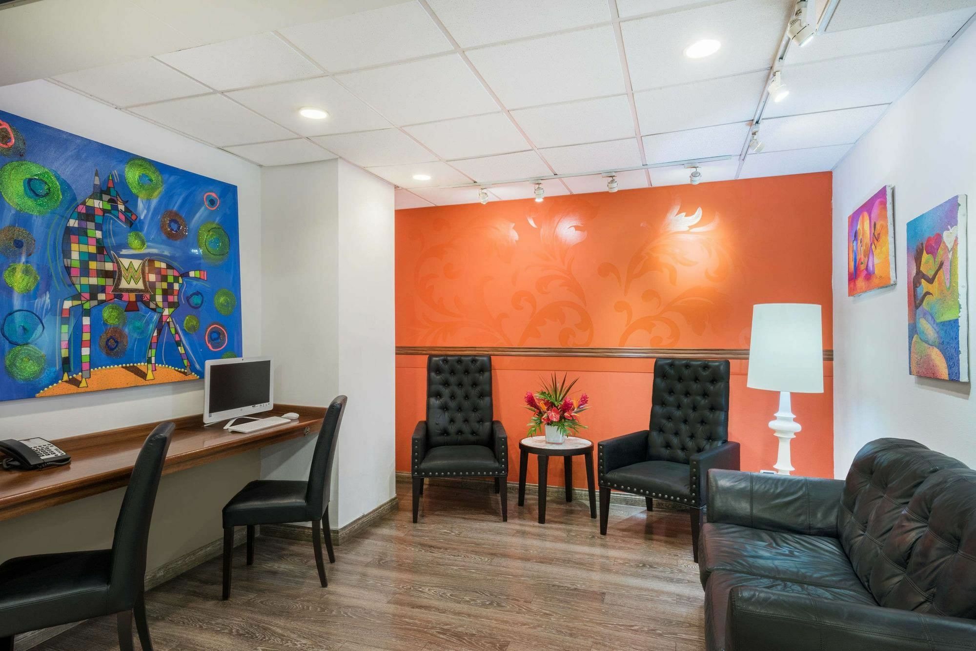 Hotel Tryp By Wyndham San Jose Sabana Extérieur photo